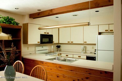 Dining Area to Kitchen