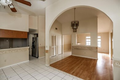 925 Duskin Dr, Jacksonville, FL 32216 - photo 7