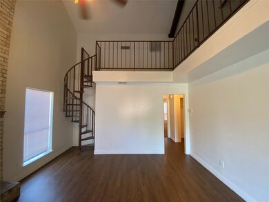 2110 Stone Moss Ln, Grapevine, TX 76051 - photo 2