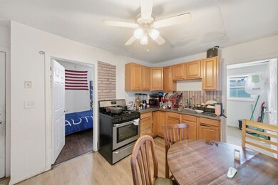 41 W L St, Lowell, MA 01850 - photo 3