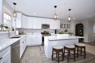 550 Spring St unit 2, Fall River, MA 02721 - photo 5