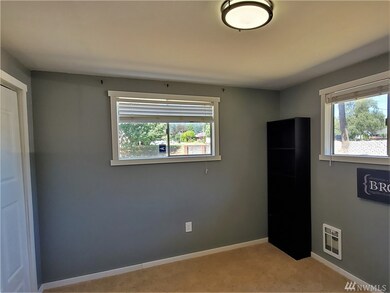 925 SW 16th St, Chehalis, WA 98532 - photo 7