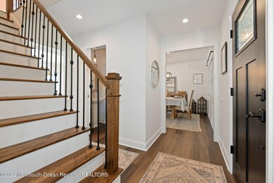 112 Cambridge Dr, Matawan, NJ 07747 - photo 4