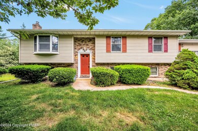 153 Wes Flo Ct, Kunkletown, PA 18058 - photo 3