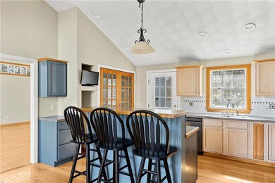 118 Peaked Rock Rd, Wakefield, RI 02879 - photo 5