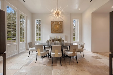 2164 Chilton Rd, Houston, TX 77019 - photo 5