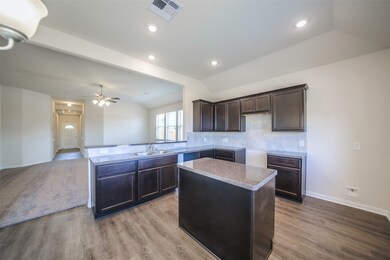 20106 Wade Hampton Dr, Cleveland, TX 77327 - photo 4