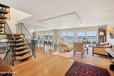 10-web-or-mls-Bodman Pl-S1209-010