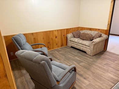 6170 Sherrie Ln, Gillett, WI 54124 - photo 4