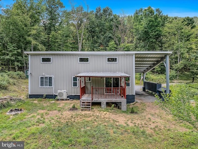 397 Happy Valley Ln, Berkeley Springs, WV 25411 - photo 7