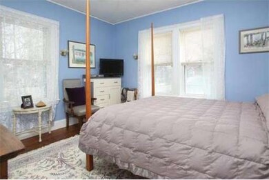 17 Canterbury Rd, Newton Highlands, MA 02461 - photo 7