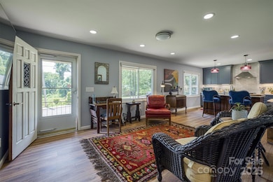 214 Howard St, Morganton, NC 28655 - photo 6