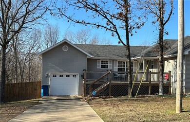 attached 1 br apartment with single car garage