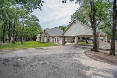 119 Tomlinson Rd, Granbury, TX 76049 - photo 4