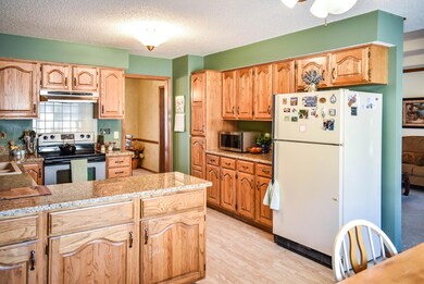 Kitchen Main Level