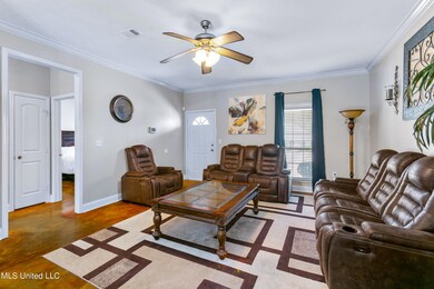 124 Gaddy Dr-5