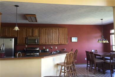 10262 Hawks Lake Dr, Fishers, IN 46037 - photo 6