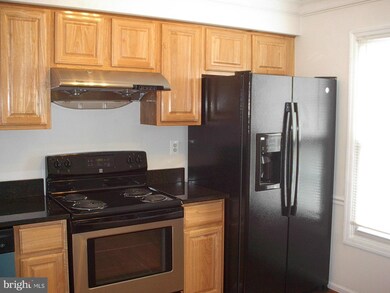 8252 Vernon St, Manassas, VA 20109 - photo 3