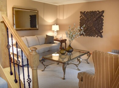 2639 Partlow Dr, Naperville, IL 60564 - photo 3