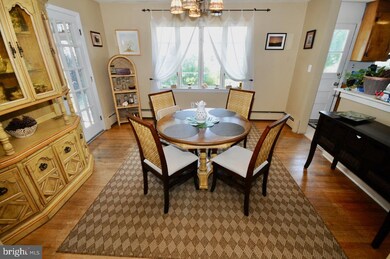 12 Cedar Ave, Bordentown, NJ 08505 - photo 5