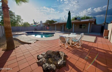 Pool area, large lot