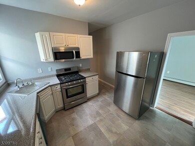 115 Isabella Ave unit 2, Newark, NJ 07106 - photo 2