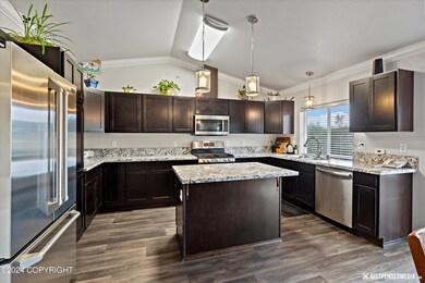 stunning kitchen