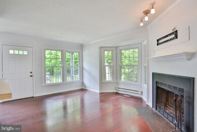 15078 Maple Glen Ct, Dumfries, VA 22025 - photo 3