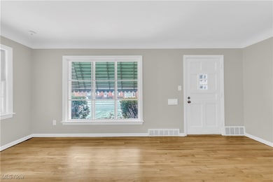 21440 Fuller Ave, Euclid, OH 44123 - photo 3