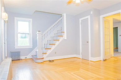 856 2nd St, Whitehall, PA 18052 - photo 2