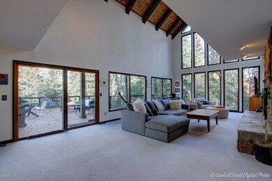 Spacious living room