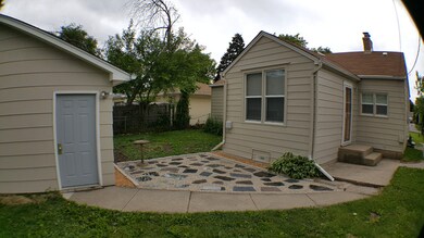 2306 Jethro Ave, Zion, IL 60099 - photo 3