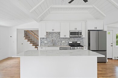 149-151 Hull St unit 1, Cohasset, MA 02025 - photo 6