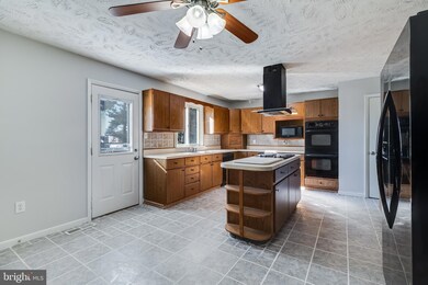 317 Dew Drop Ln, Prince Frederick, MD 20678 - photo 7