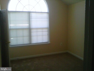 9601 Lake Pointe Ct unit 1-201, Upper Marlboro, MD 20774 - photo 3