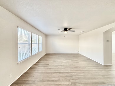 6414 Royal Ridge, San Antonio, TX 78239 - photo 6