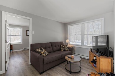 81 University Street Portland - 034