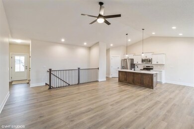 4407 NE 8th St, Ankeny, IA 50021 - photo 4