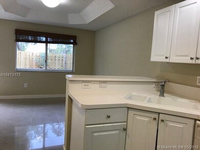 11607 NW 51st Ln, Doral, FL 33178 - photo 3