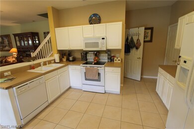 875 Hampton Cir unit 158, Naples, FL 34105 - photo 3