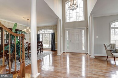 6461 Swimmer Row Way, Columbia, MD 21044 - photo 2