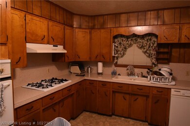 802 S Rodgers St, Vian, OK 74962 - photo 5