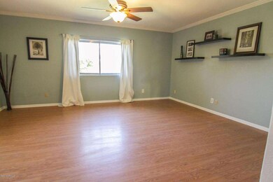 Family Room 1 (Large)