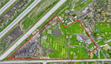 2572 Lakeview Rd, Lake View, NY 14085 - photo 4