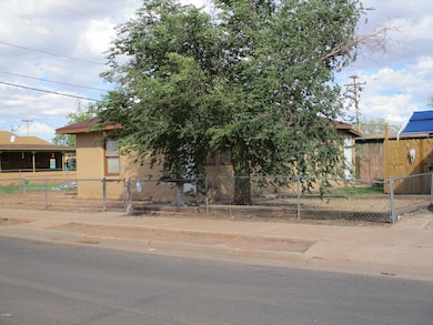 404 N Snider Ave, Winslow, AZ 86047 - photo 3