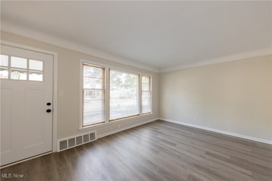 29103 Barjode Rd, Willowick, OH 44095 - photo 3