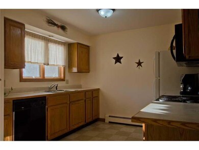 152 Mckeen St unit D20, Brunswick, ME 04011 - photo 2