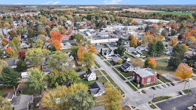 211 W Catherine St, Milford, IN 46542 - photo 5