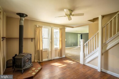 74 Woods Rd, East Windsor, NJ 08520 - photo 4