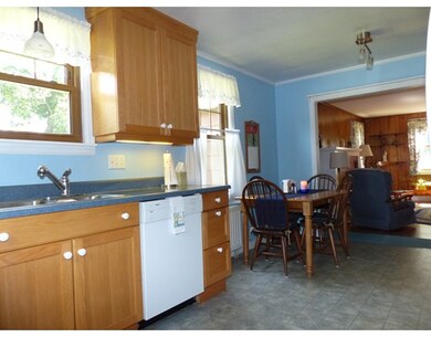 327 W River St, Orange, MA 01364 - photo 5